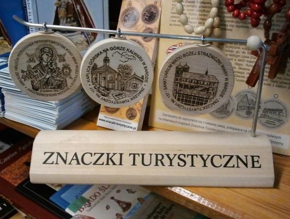 znaczki turystyczne